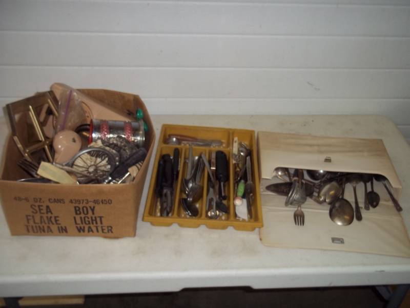 lot 191 image: Vintage Flatware etc