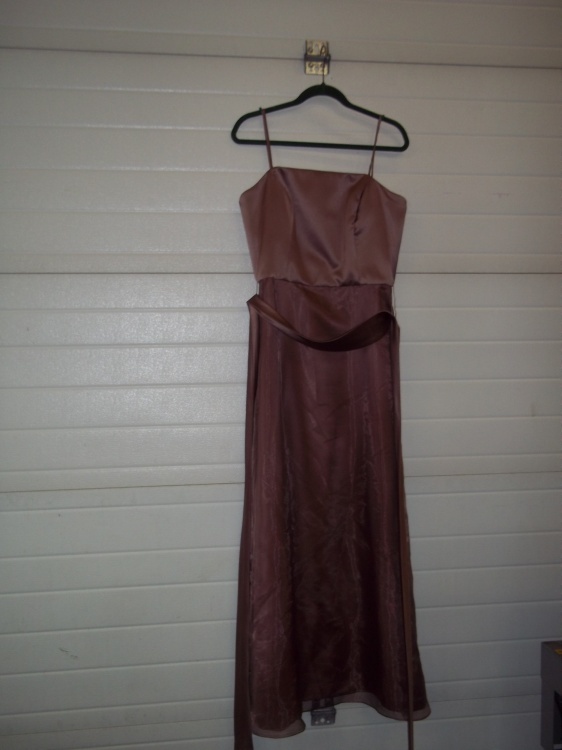 lot 89 image: Bella Satin dress (no size tag) High end quality perfect for prom or bridesmaid