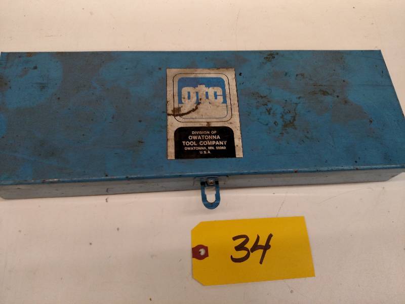 lot 34 image: OTC Camshaft Bearing Installation K...