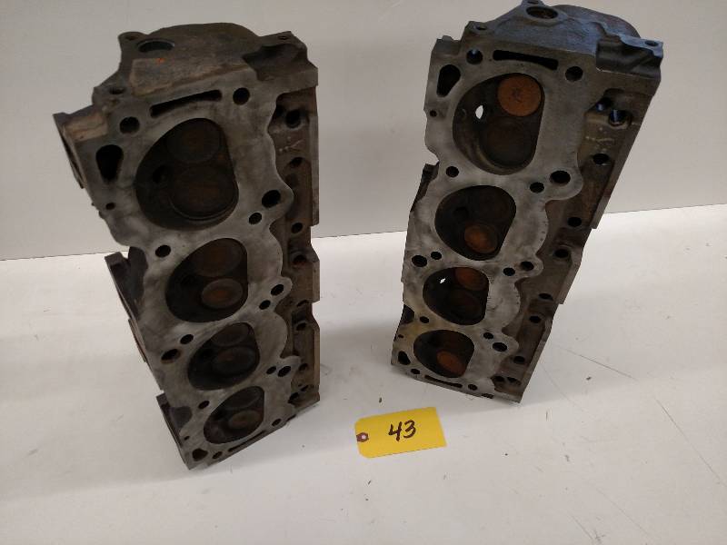 lot 43 image: Buick 455 Heads...