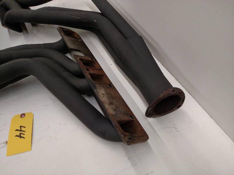 lot 44 image: Buick 455 Headers...