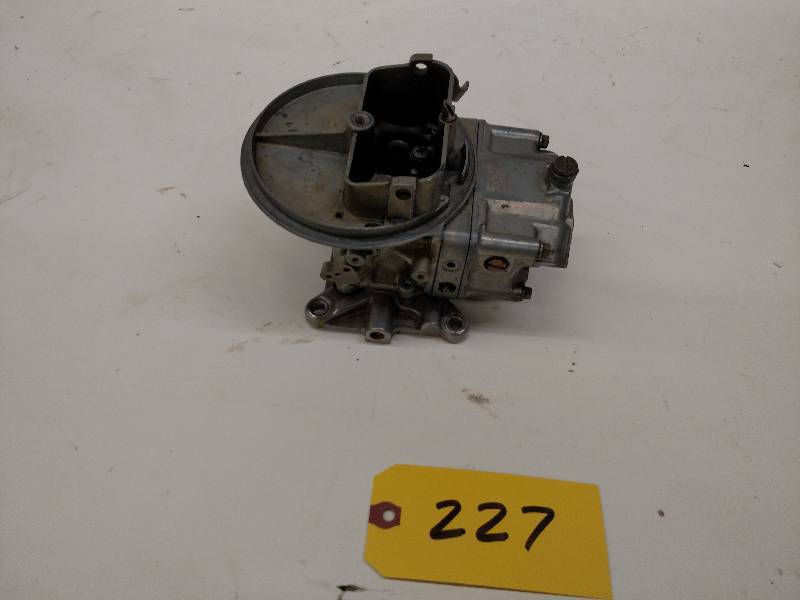 lot 227 image: Holley 2 bbl. Carb. 500 CFM...