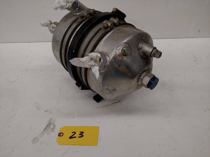lot 23 image: Peterson 3 Gallon Aluminum Dry Sump...