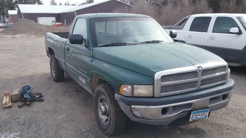 lot 1 image: 1995 Dodge Ram Truck