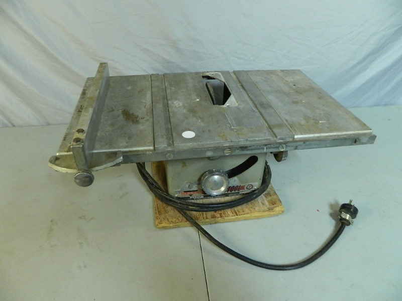 Delta 7 Inch Table Saw