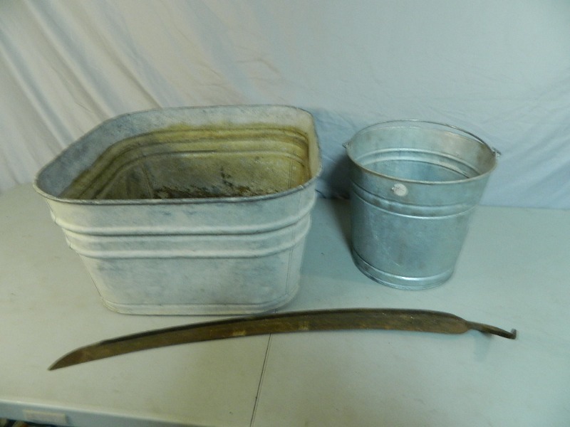 Galvanized Tubs, Large Blade.