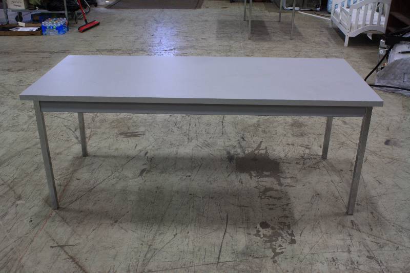 lot 18 image: 6ft Heavy Duty Gray SteelWood Table