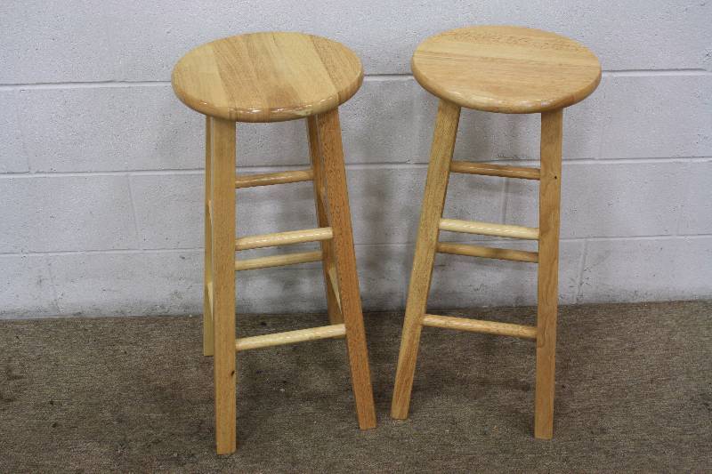lot 27 image: Matching Wood Stools