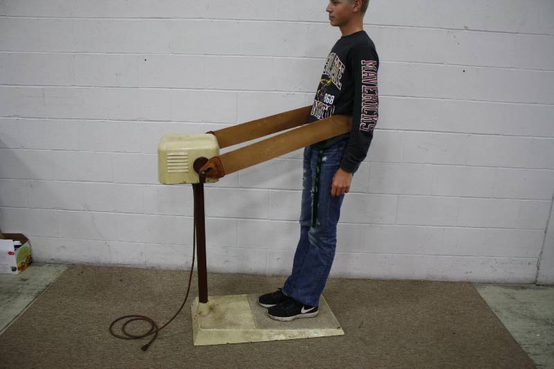 lot 51 image: Vintage Belt MassagerExercise Machine