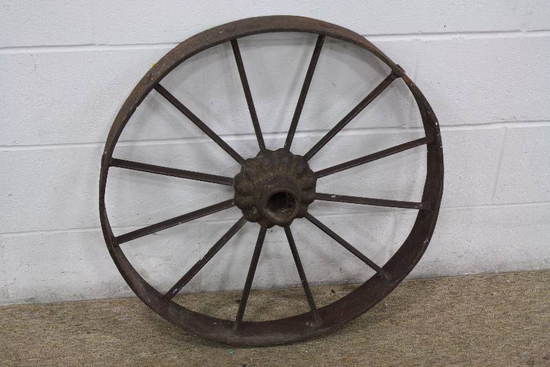 lot 28 image: Old Vintage Antique Wagon Wheel