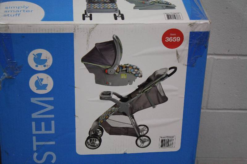lot 10 image: Cosco Carseat & Stroller Travel System - BRAND NEW