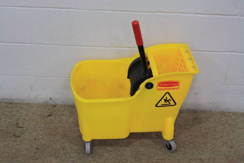 lot 46A image: 6 Gallon Mop Bucket with Casters