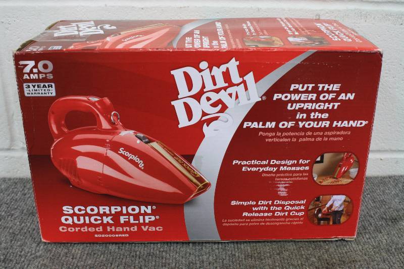 lot 87 image: Dirt Devil Corded Hand Vac