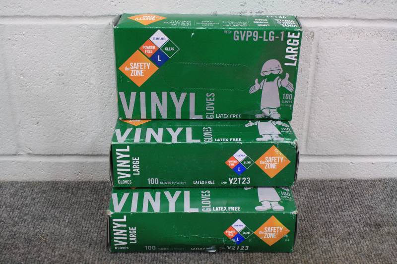 lot 105 image: Size Large Vinyl Disposable Gloves - Brand New - 3 Boxes - 150 Pair