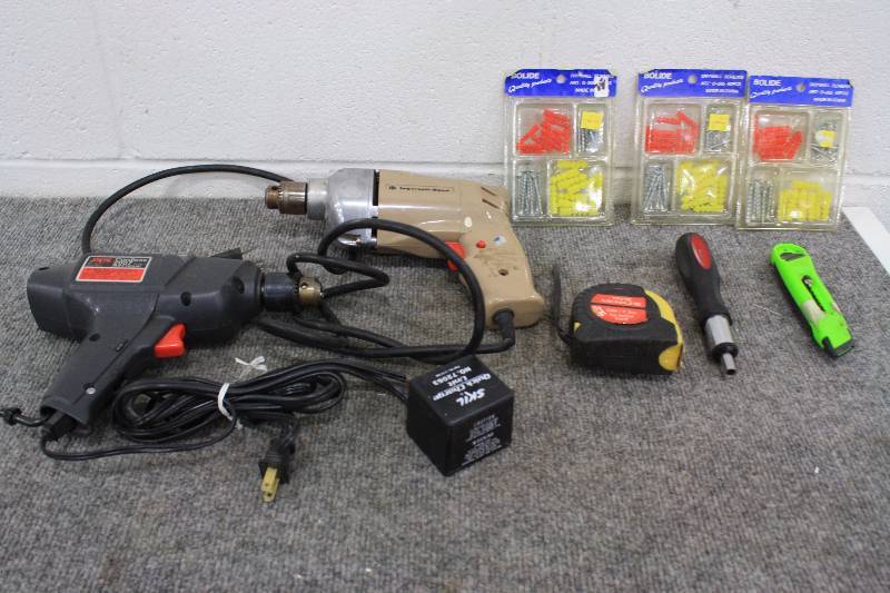 lot 110 image: Tool Lot #110