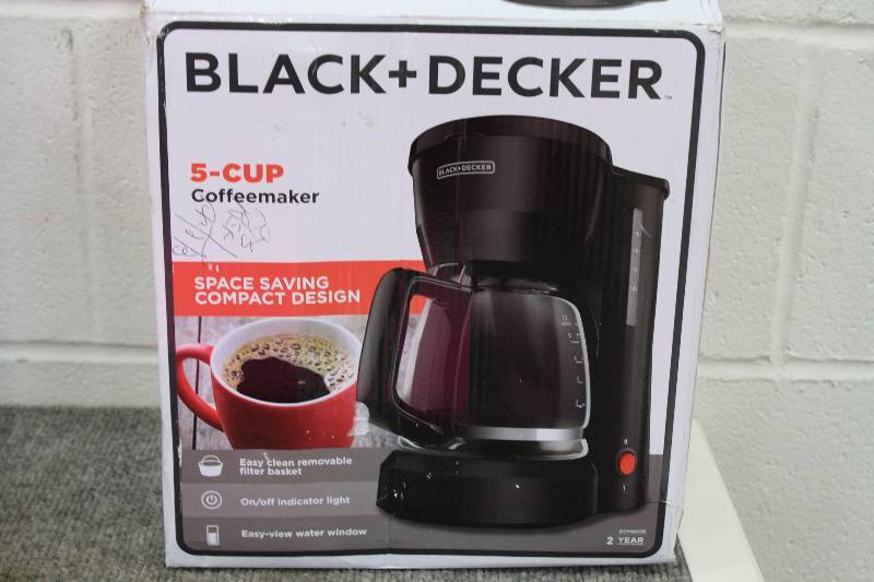 lot 131 image: 5 Cup Coffee Maker