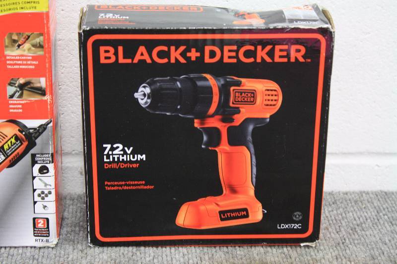 lot 20A image: Black & Decker Drill and Rotary Tool Set