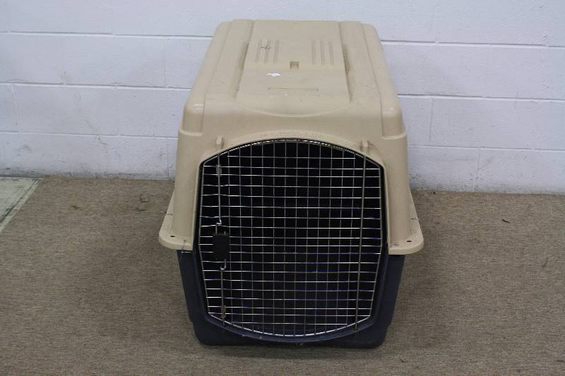 lot 151 image: Petmate Kennel XLG 40