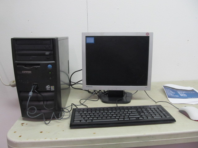 lot 36 image: Complete Compaq Evo Computer Setup