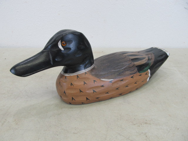 lot 48 image: Wooden Carved & Hand Painted Duck - Signed
