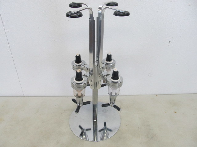 lot 61 image: Adjustable Chrome ShotLiquor Dispenser