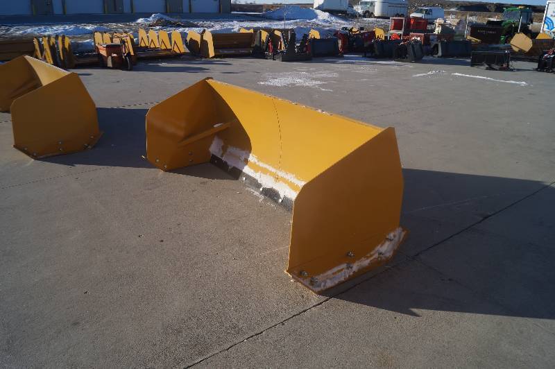 6 Foot Universal Snow Pusher