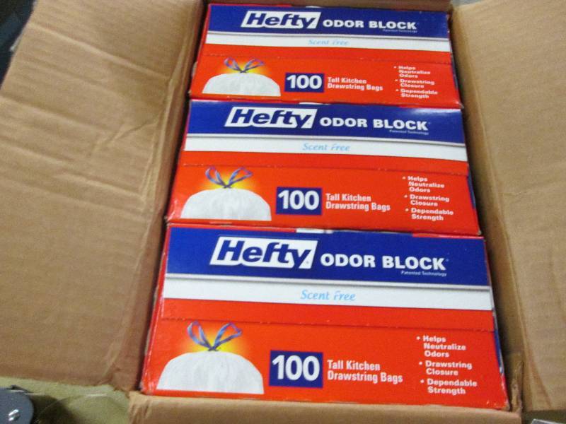 lot 15 image: 3 Boxes of 100 each Hefty Tall Kitc...