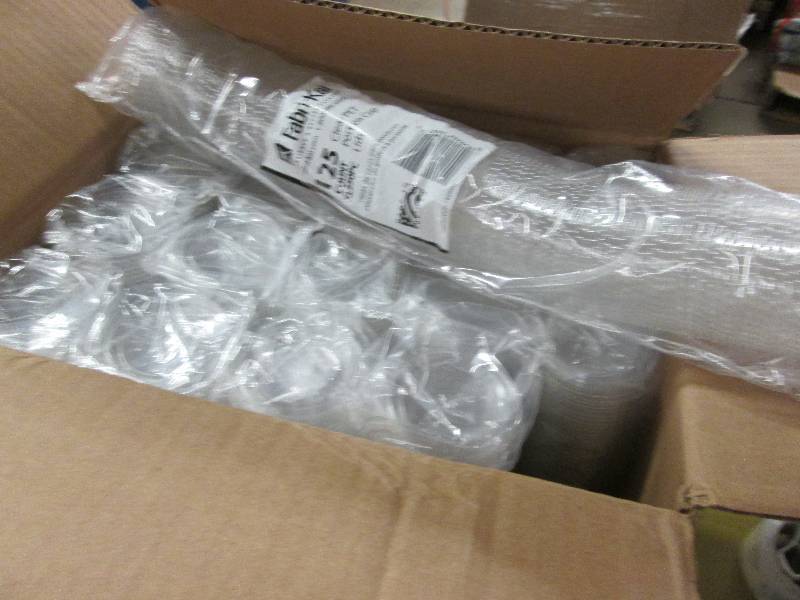 lot 20 image: 20 Sleeves of 125 Cup Lids (2500)...