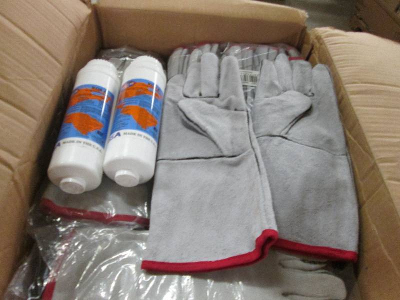 lot 67 image: Lot of 48 Leather Long Cuff Work Gl...