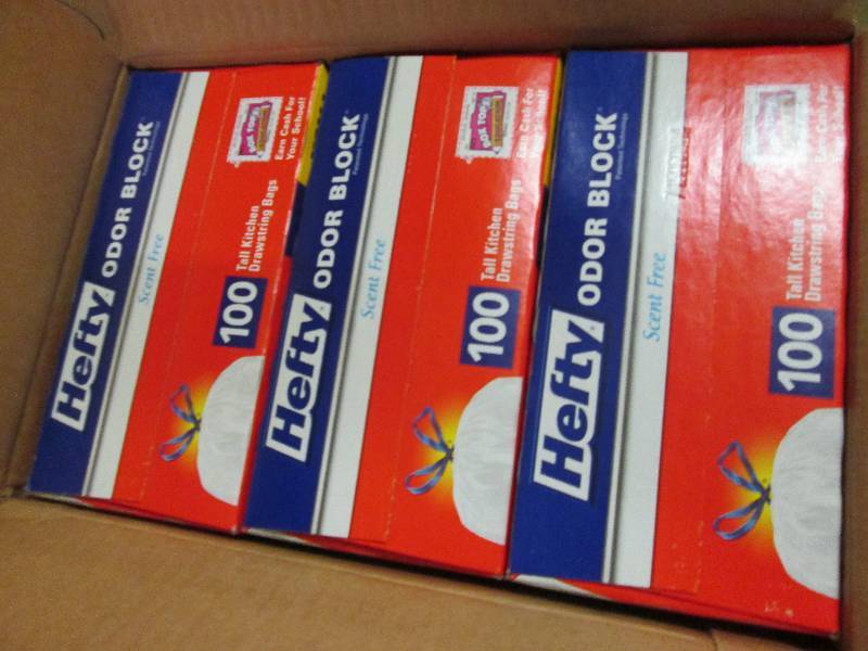 lot 108 image: 3 Boxes of 100 each Hefty Tall Kitc...