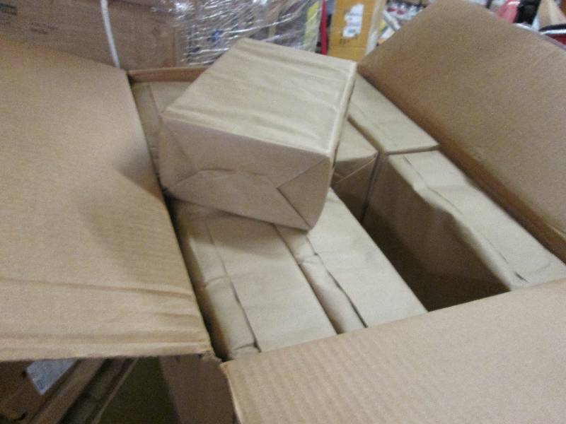 lot 111 image: Case of 16 pk Tork White Dispenser ...