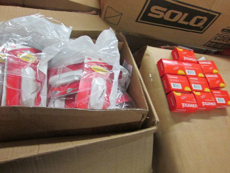 lot 118 image: 10 bx of small paper clips, Large l...