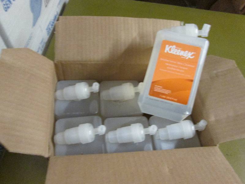 lot 165 image: Box of 6 Kleenex Antibacterial Skin...