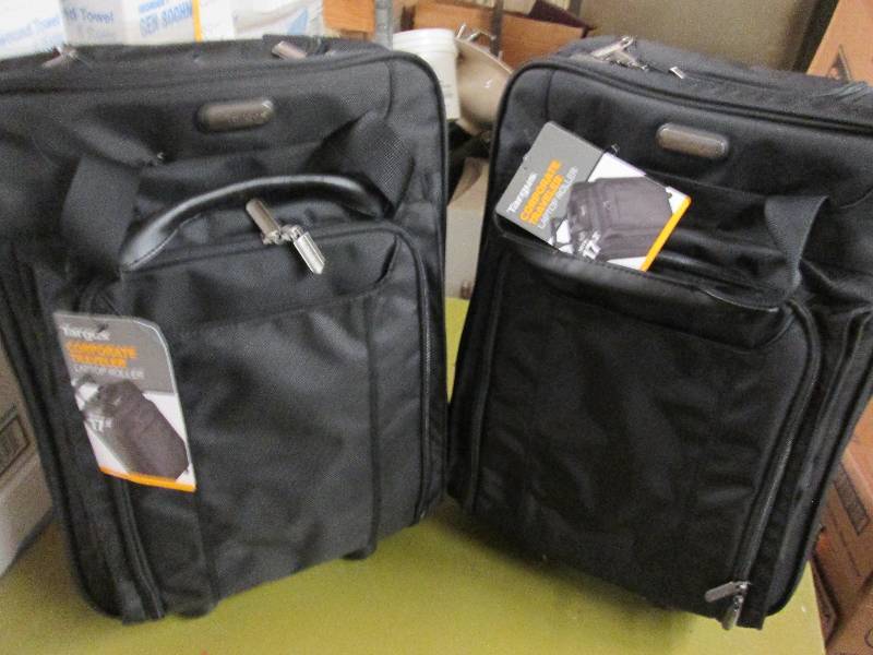 lot 175 image: Lot of 2 Black Targus Laptop Roller...