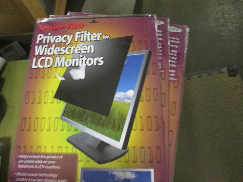 lot 182 image: Lot of 5 24 inch size Privacy Filt...