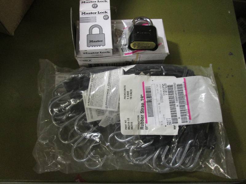 lot 183 image: Lot of 6 MasterLock Padlocks , Lot ...