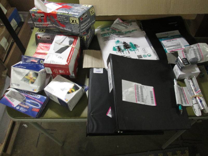 lot 185 image: Mixed Lot Planner, 2 Boxes XL Late...