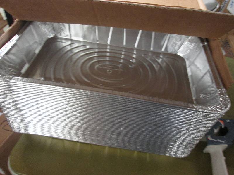 lot 215 image: Case of 40 Aluminum Containers Stea...