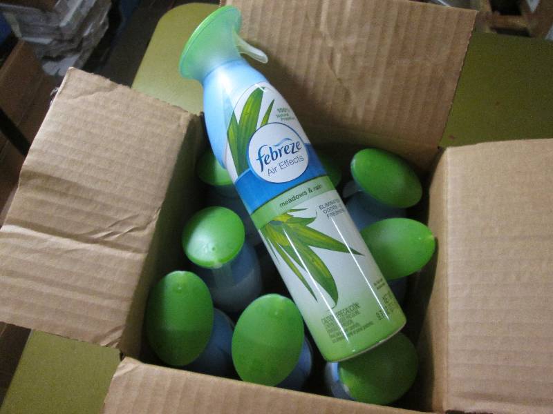lot 231 image: Box of 9 Febreze Air Effects Air Fr...