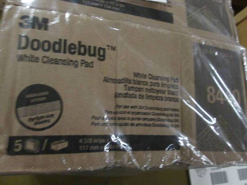 lot 254 image: 4 packs of 5 3M Doodle Bug White Cl...