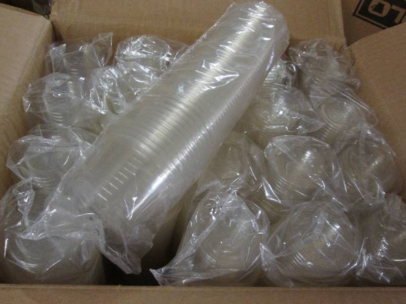 lot 270 image: Case of 1000 3-4 oz Compostable Cle...