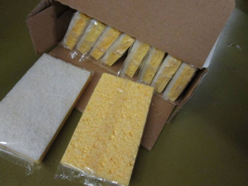 lot 295 image: Box of 20  Niagara Light Duty 3.5x...