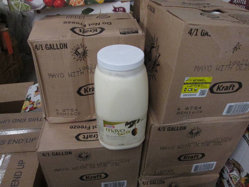 lot 323 image: 4 Gallons per case, 4 cases of Kraf...