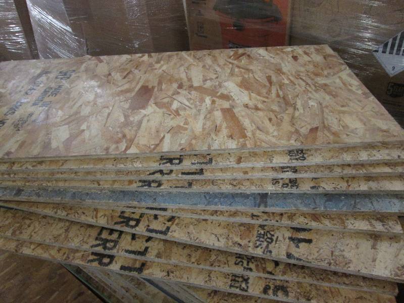lot 335 image: 10 Sheets of 14 OSB board, each s...