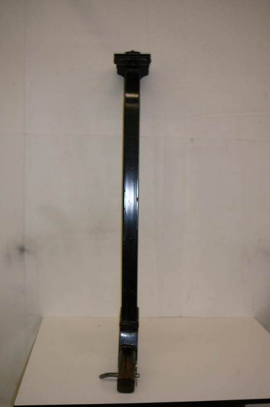 lot 6 image: Hitch V5 6000 lbs. with Reese Bike Rack