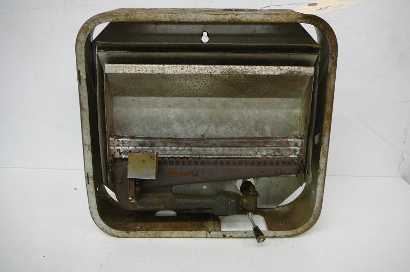 lot 9 image: Lp Heater