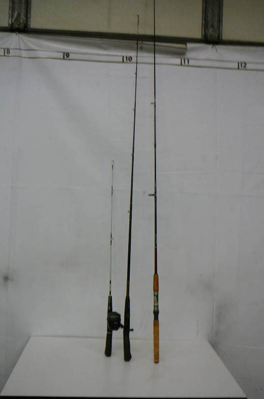 lot 23 image: Fishing Poles, Vertex, Ugly Stik, Rod & Reel- Johnson tangle free 10