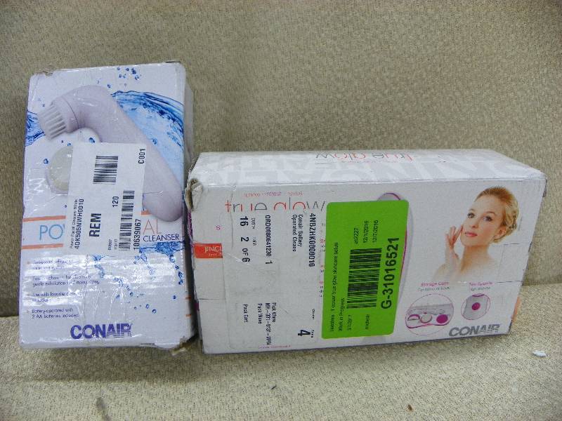 lot 287 image: Conair Power Face Washer and Conair True Glow