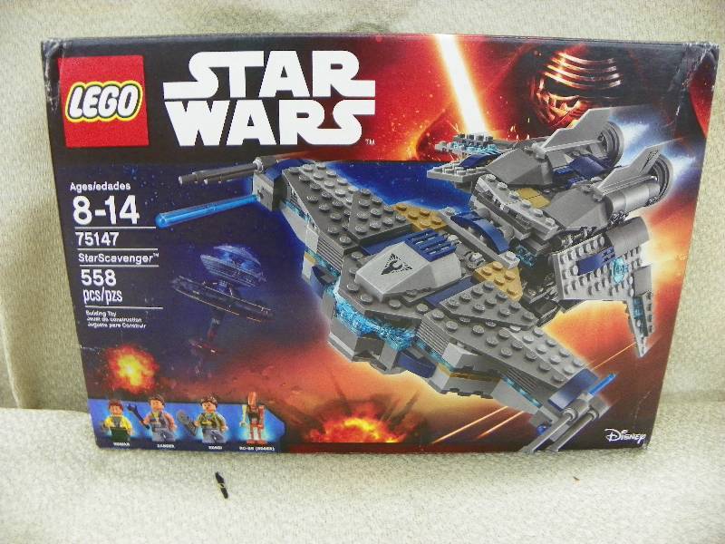 lot 294 image: Star Wars Lego Set