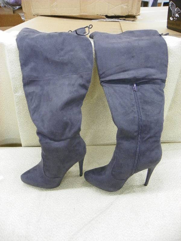 lot 474 image: Womens high heel boots, size 10
